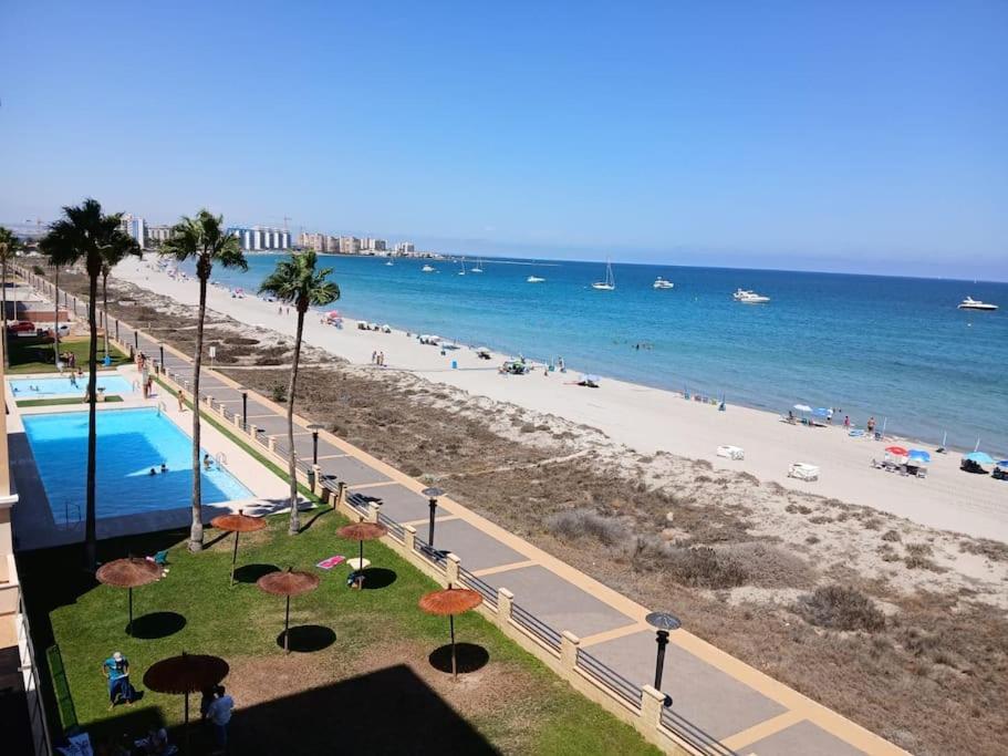 Apartamento En La Manga A Pie Del Mar Mediterraneo San Javier Exteriör bild